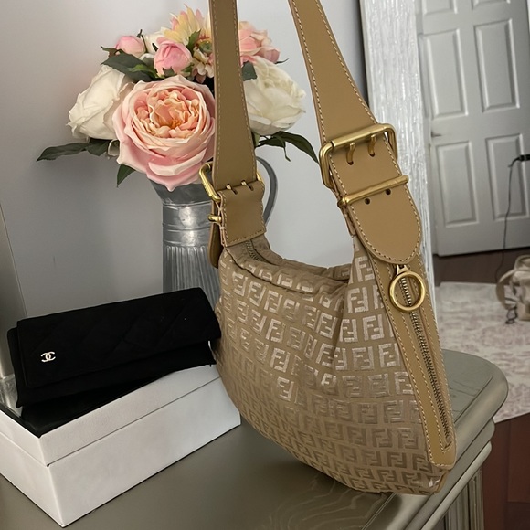Fendi Purse - Picture 2 of 4